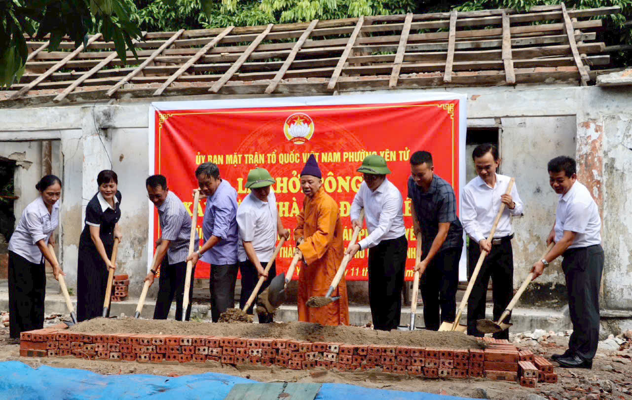 Ban Trị sự Phật giáo TP Quảng Ninh khánh thành và khởi công xây dựng nhà Đại đoàn kết chào mừng thành lập thành phố 